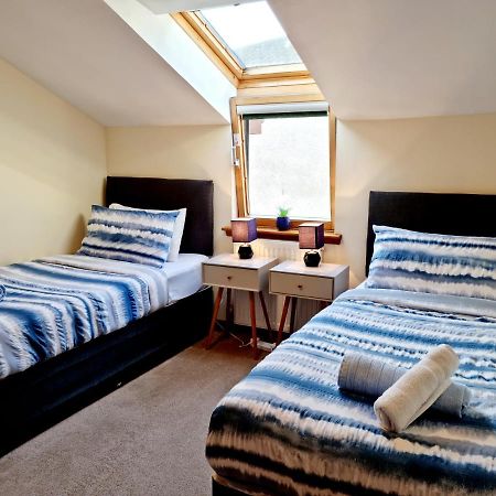 Stylish 2 Bedroom - 2 Miles Inverness City Centre المظهر الخارجي الصورة