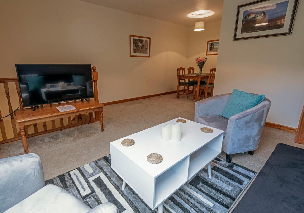 Stylish 2 Bedroom - 2 Miles Inverness City Centre المظهر الخارجي الصورة