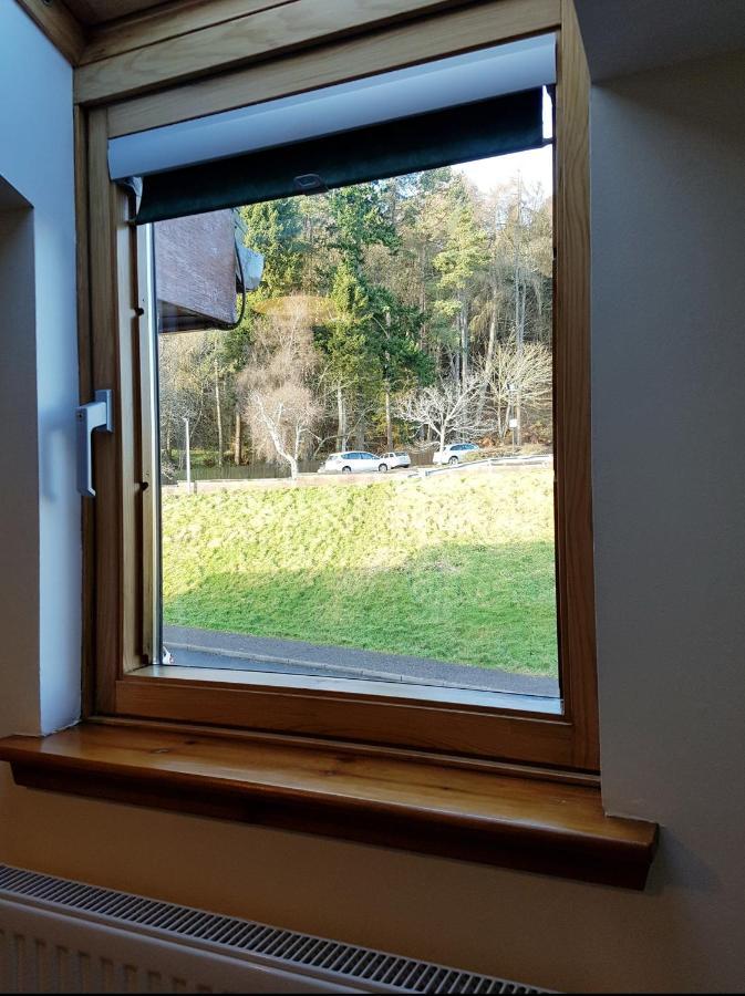 Stylish 2 Bedroom - 2 Miles Inverness City Centre المظهر الخارجي الصورة